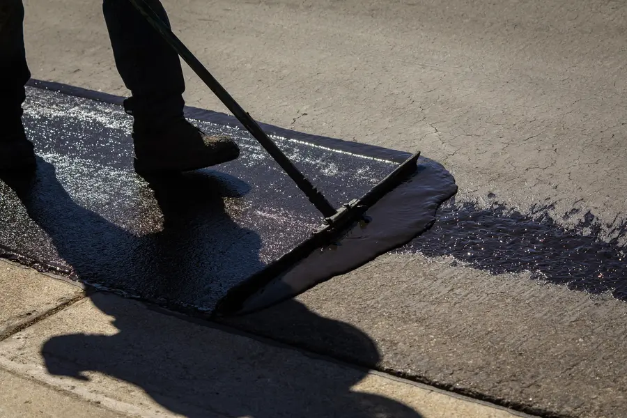 Choosing The Right Time For Asphalt Sealing Services Burlington, NC
